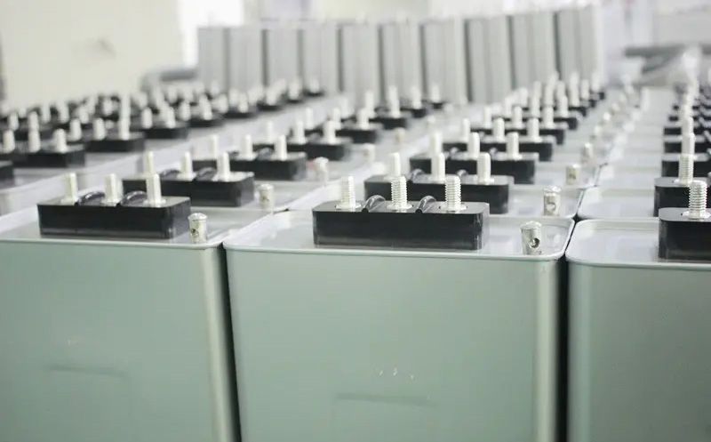 智能電力電容器能抵抗電網(wǎng)諧波嗎？
